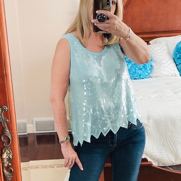 verty Tops - VERTY NWOT mint green sequin tank top zigzag hem